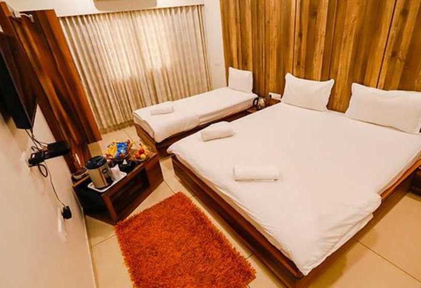 Fabhotel Prime Midtown