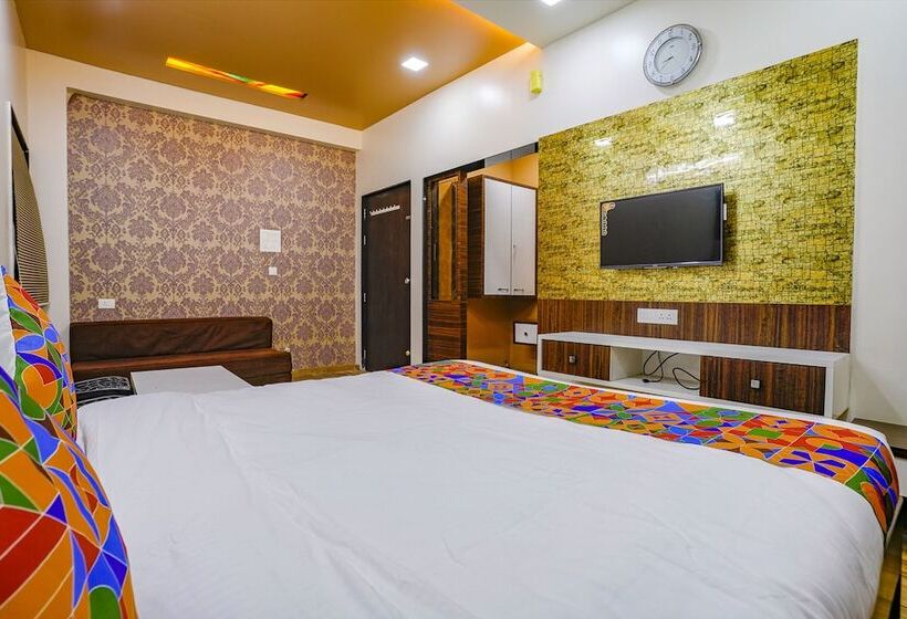 Fabhotel Tanishq