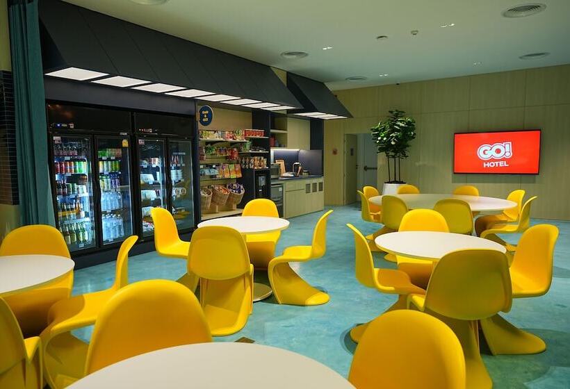 Go Hotel Sriracha At Central Si Racha