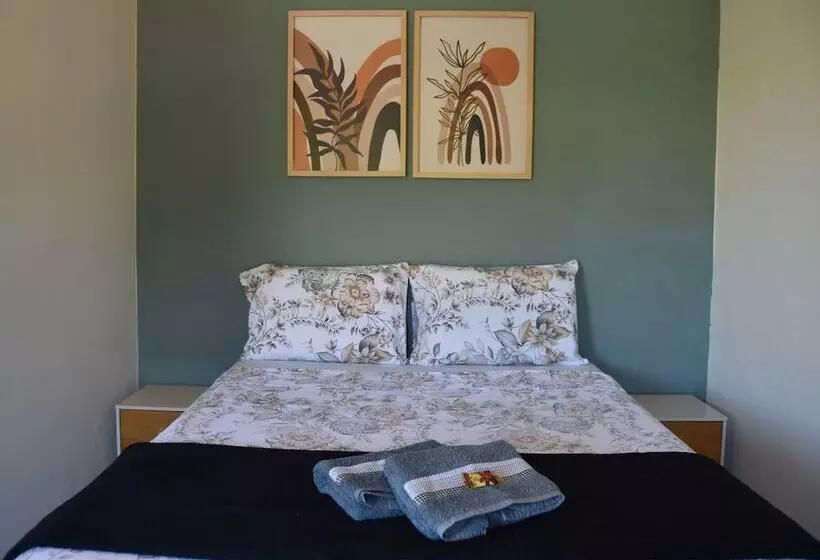 Hostelli Serra Grisante Pousada