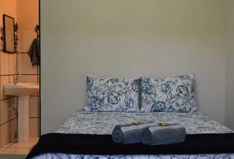 Hostelli Serra Grisante Pousada