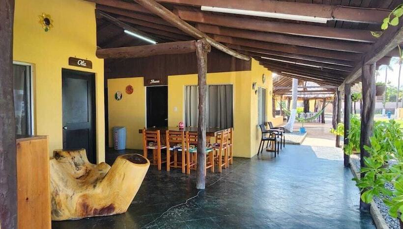 فندق Beach Paradise