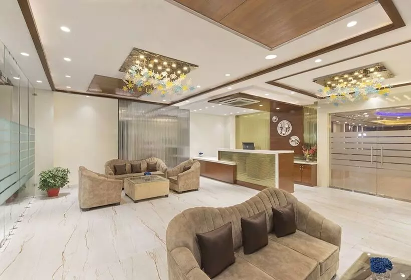 Hotel Click Collection Sparsh, Bareilly