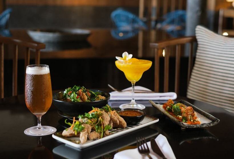 Hôtel Crowne Plaza Fiji Nadi Bay Resort & Spa, An Ihg