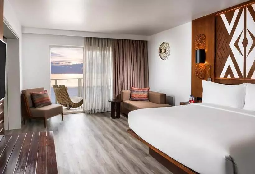 ホテル Crowne Plaza Fiji Nadi Bay Resort & Spa, An Ihg