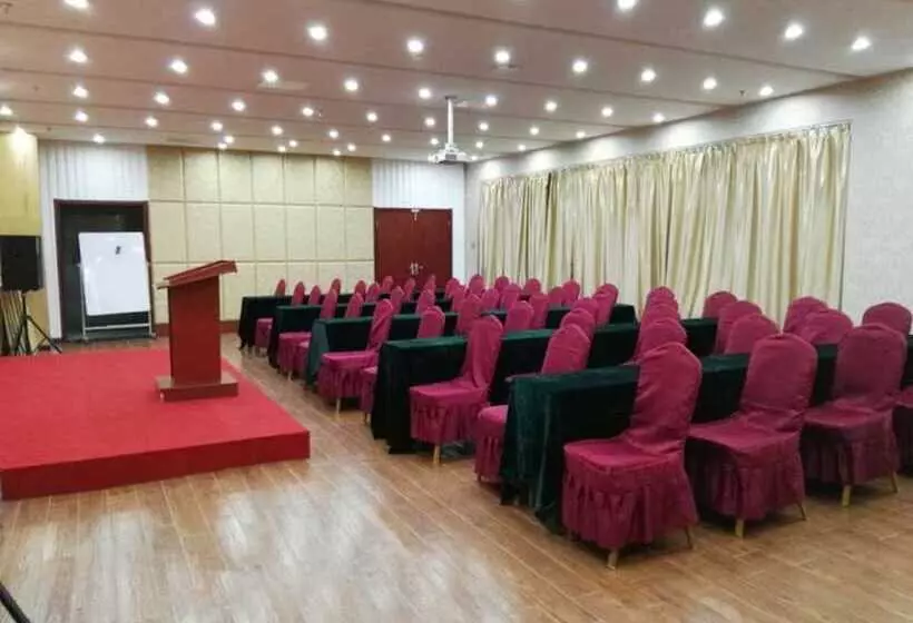 ホテル Greentree Inn Liuan Huoshan County Economic Development Zone