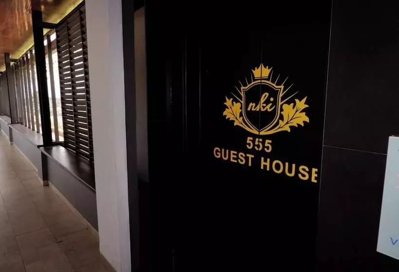 Hotelli Guest House 555 Nki