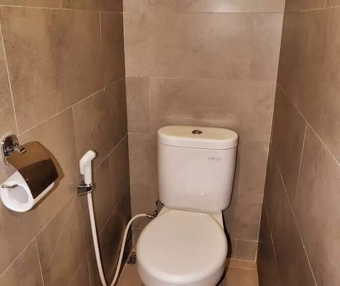 Hotelli Guest House 555 Nki