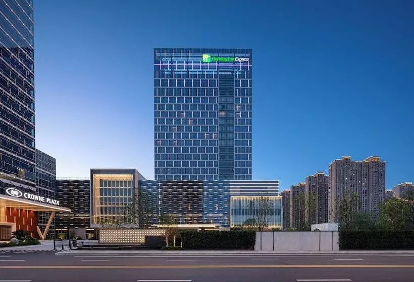 ホテル Holiday Inn Express Suzhou East Taihu By Ihg