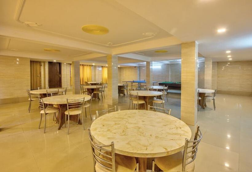 호텔 Katson Blue Shimla