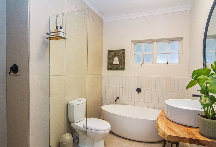 Hotel Shelbourne Lodge