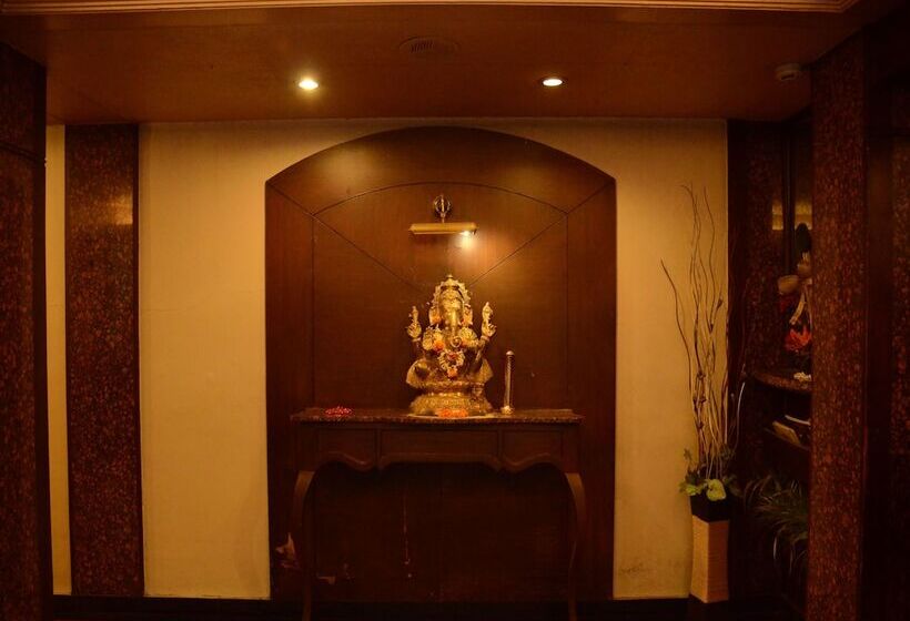 Hotel Srimaan By Oyo Rooms