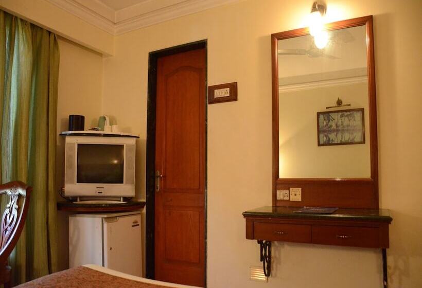 Hotel Srimaan By Oyo Rooms