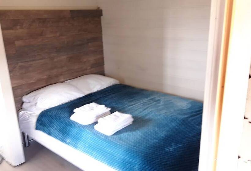 هتل Stundarfriður Cottages