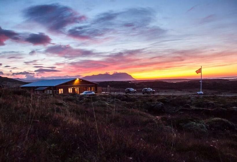 هتل Stundarfriður Cottages