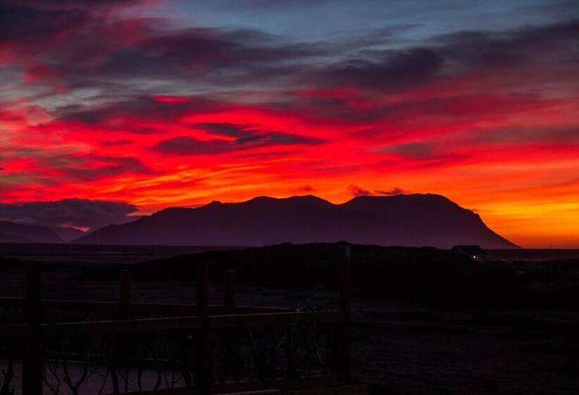 هتل Stundarfriður Cottages
