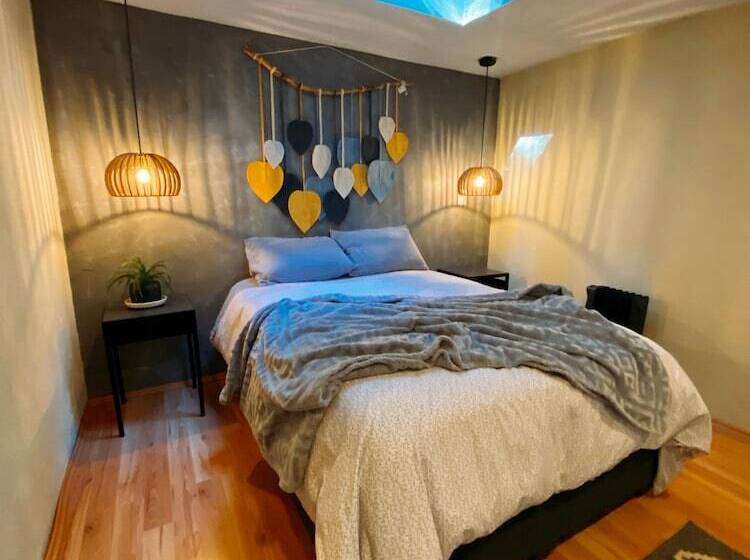 ホテル Tinychillhouse