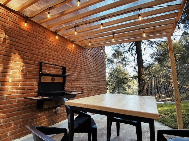 ホテル Tinychillhouse