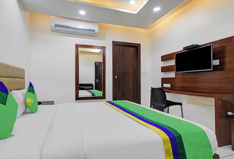 ホテル Treebo Trend Quince Elite