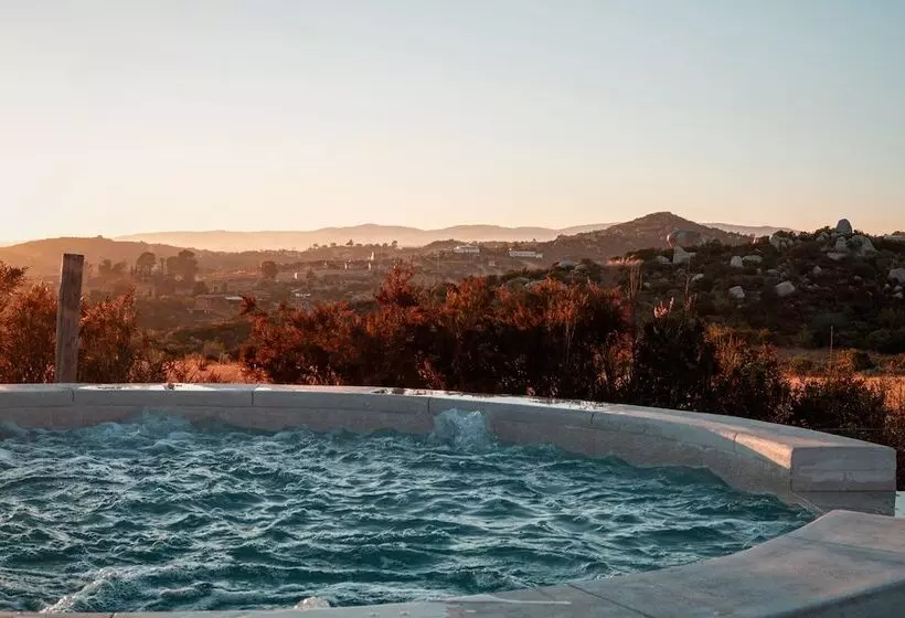 Hotelli Glamping Valle De Guadalupe With Private Bathrooms By Yuma Resort