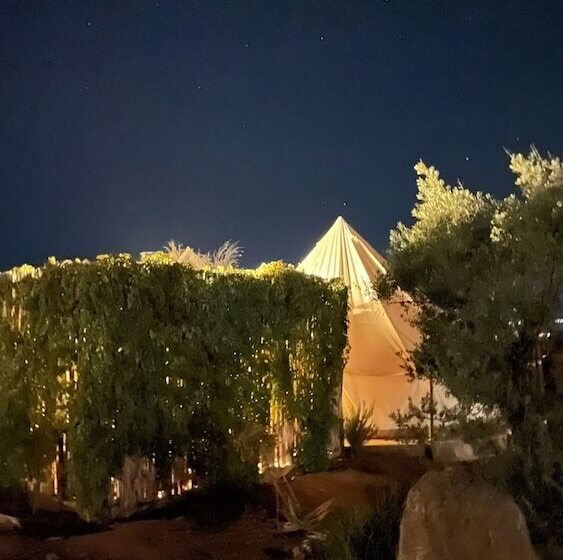 Отель Glamping Valle De Guadalupe With Private Bathrooms By Yuma Resort