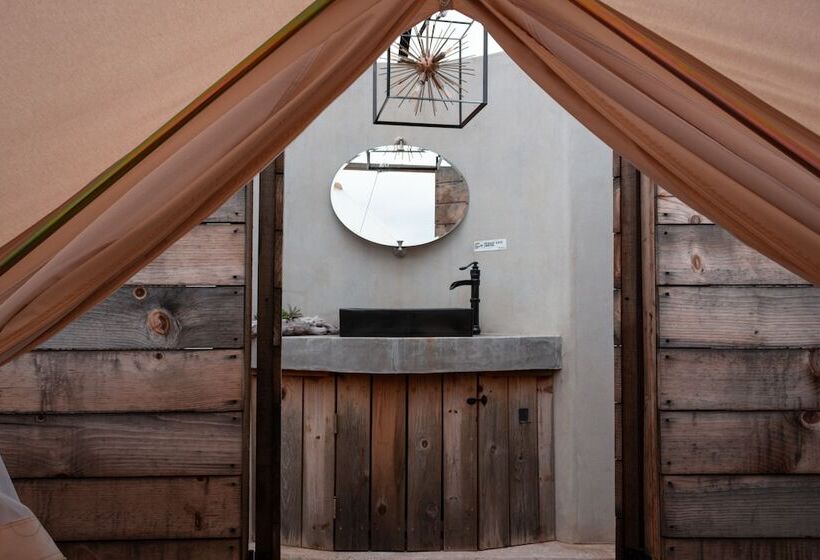 Отель Glamping Valle De Guadalupe With Private Bathrooms By Yuma Resort