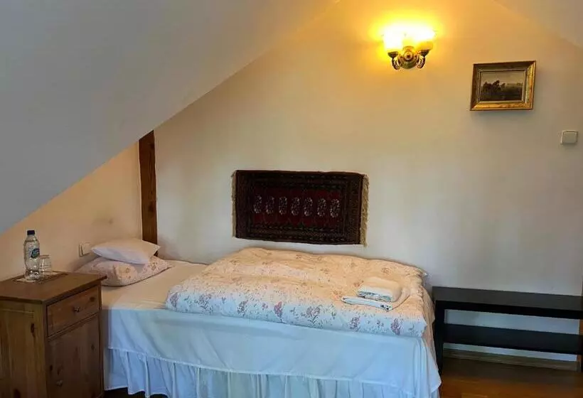 Mleczarnia Hotel Restauracja