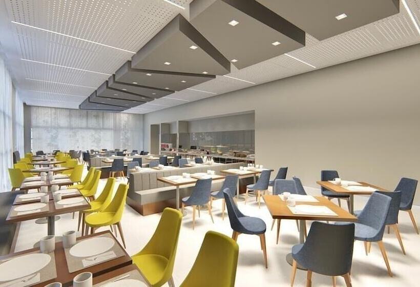 ホテル Monaro Guaporé