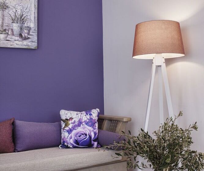 בית מלון כפרי Nea Garden