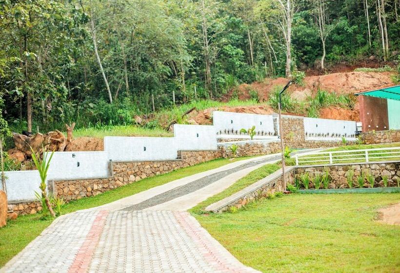 Pensió Capital Resort Inn