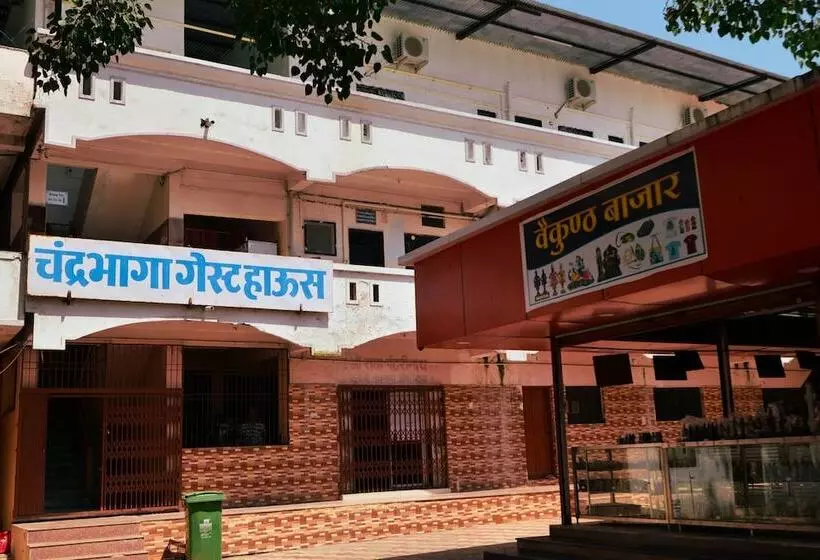 Majatalo Iskcon Chandrabhaga Guest House