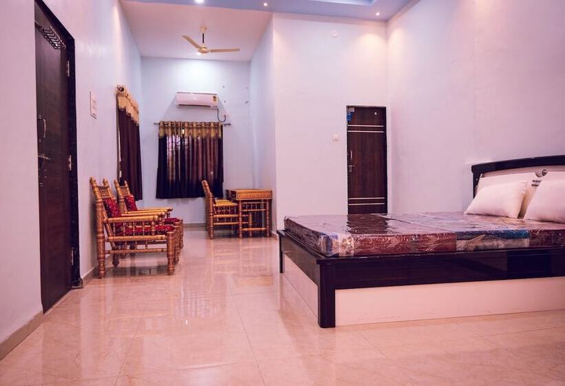 Pension Iskcon Chandrabhaga Guest House