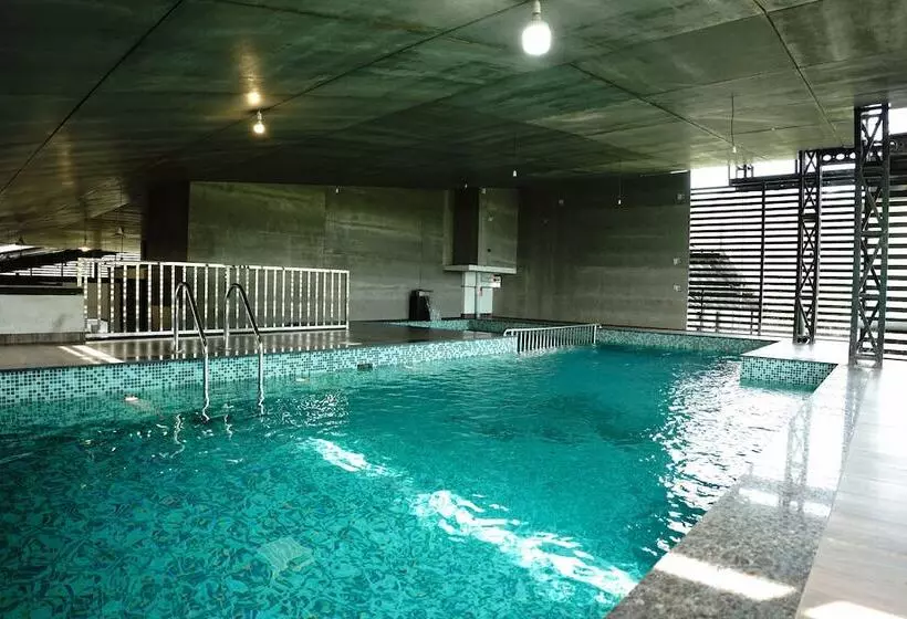 Lomakeskus Focuz Habitat