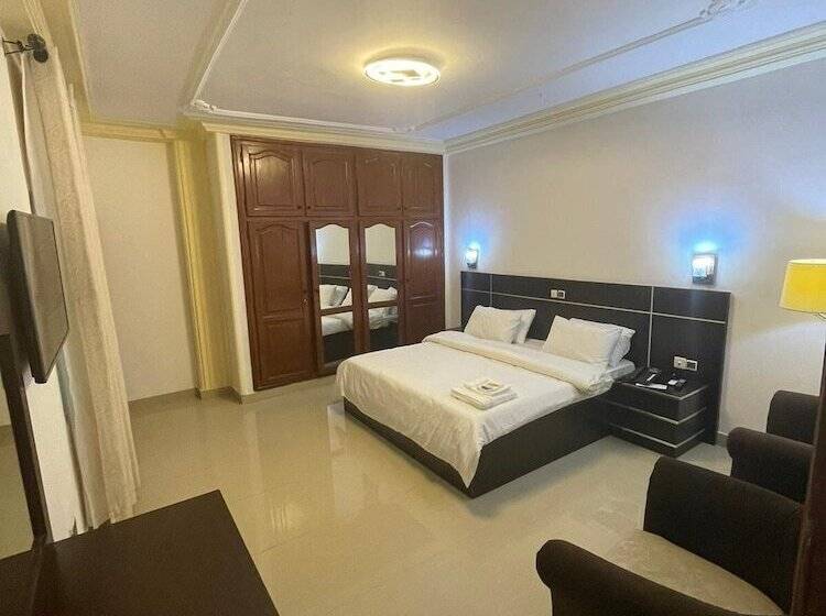 Beach Sand Hotel And Resort