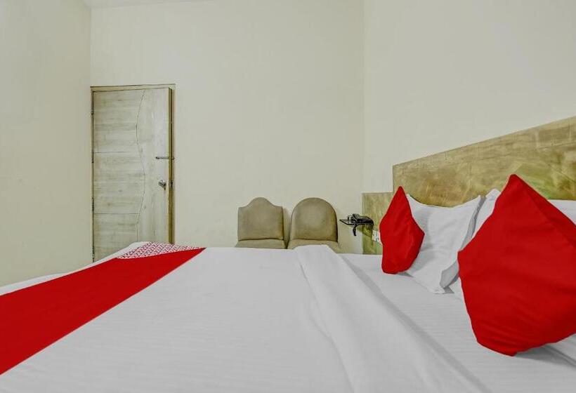 Hotel Crown Continental Near Sarai Rohilla Railway Station