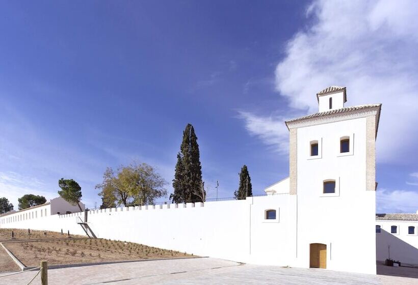 هتل Finca Calderón Enoresort