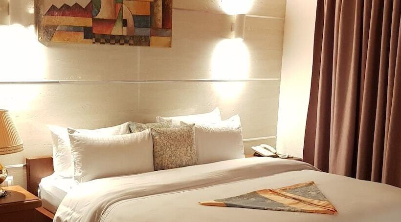 Adamaoua Grand Hotel Akwa