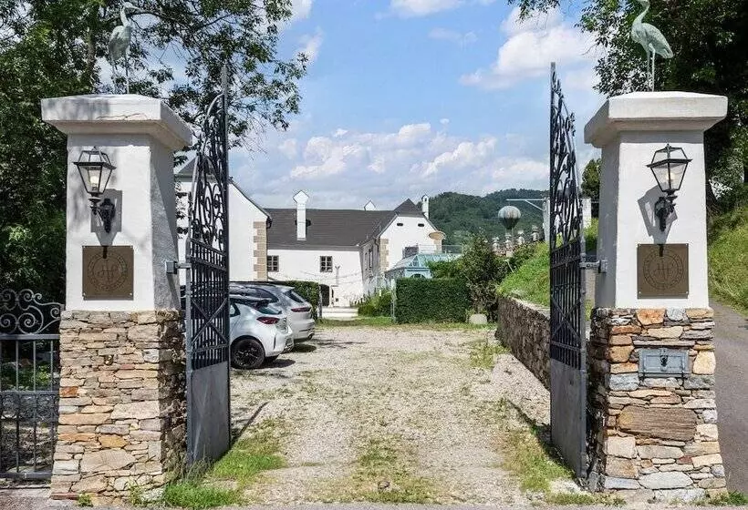 Hotelli La Petite Ivy, Trenninghof 1302   Managed By Sky9 Apartments