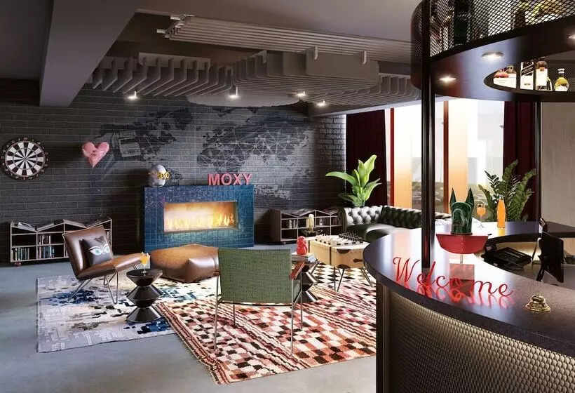 هتل Moxy Luxembourg Airport