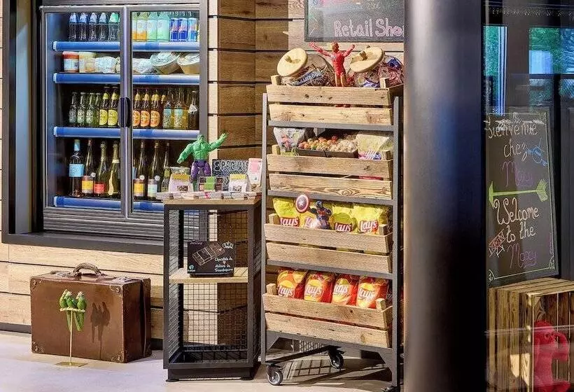 هتل Moxy Luxembourg Airport