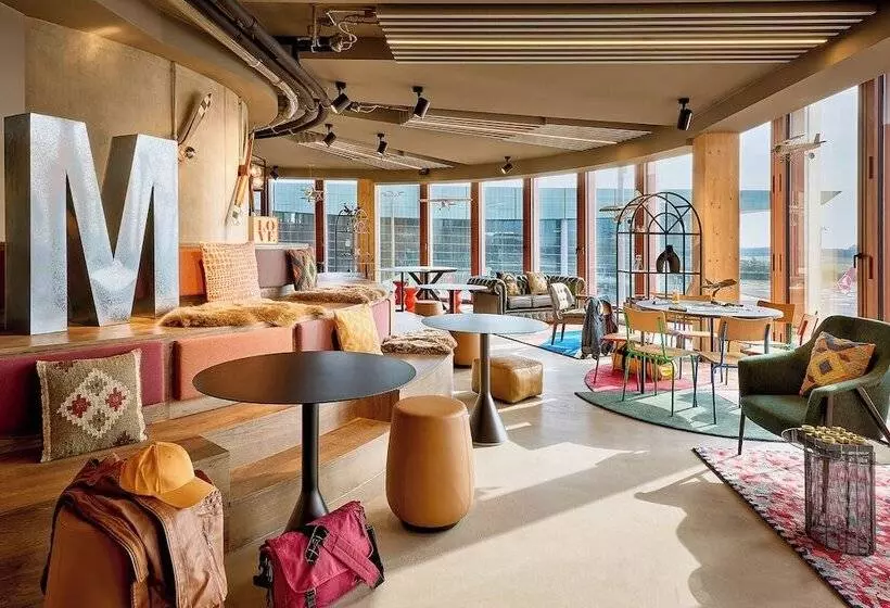 هتل Moxy Luxembourg Airport