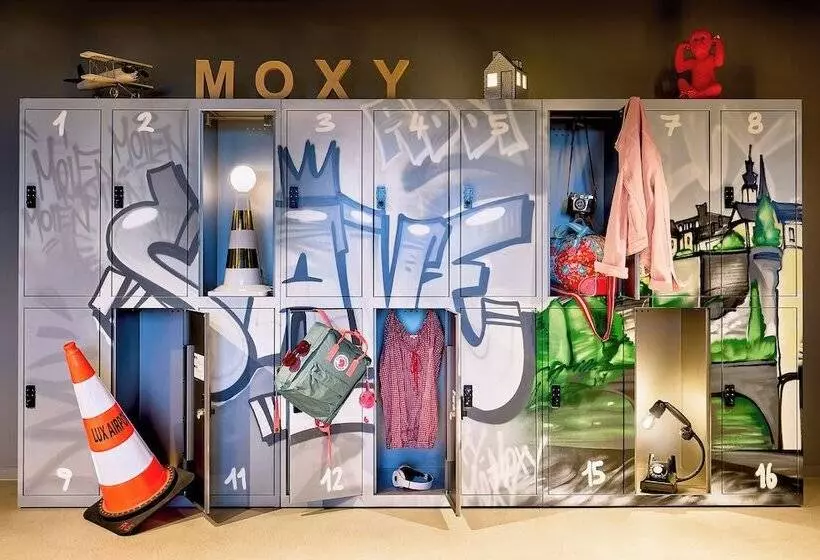 هتل Moxy Luxembourg Airport