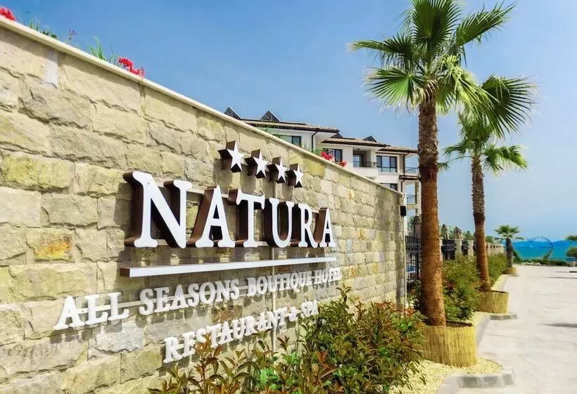 ホテル Natura All Seasons Boutique