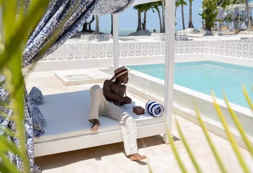 Hotelli Orient Beach