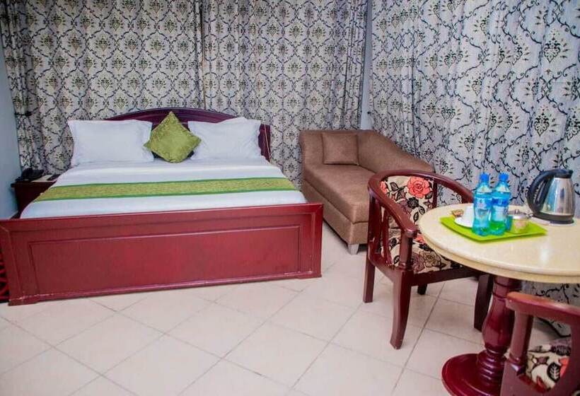 Alexander Hotel & Tours