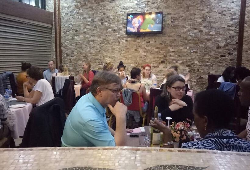 Alexander Hotel & Tours