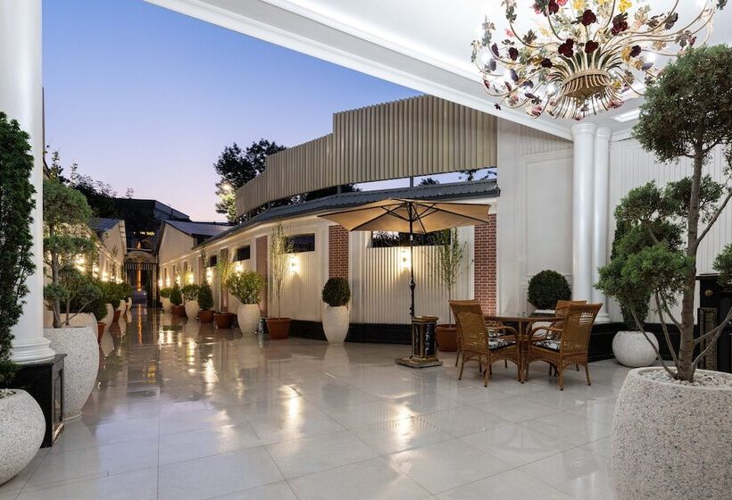 تختخواب و صبحانه Aqua