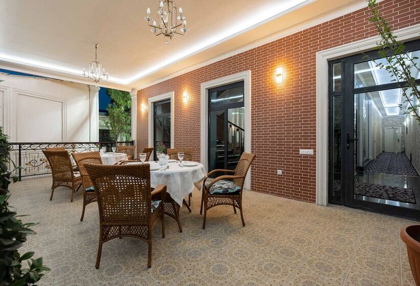 تختخواب و صبحانه Aqua