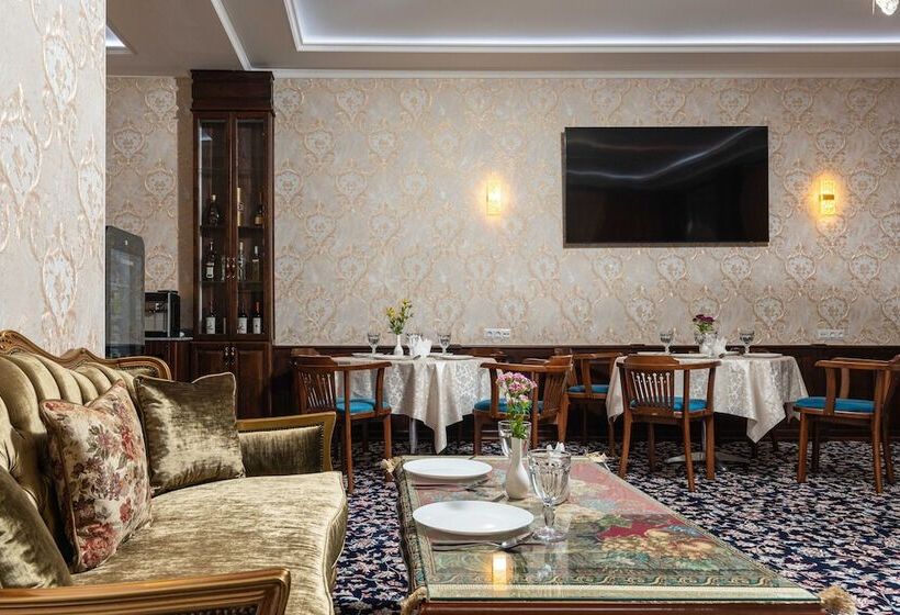 تختخواب و صبحانه Aqua