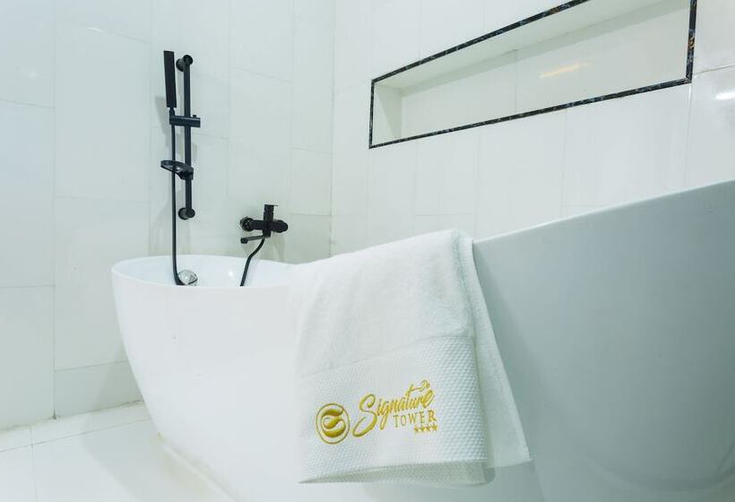 De Signature Tower Hotels & Suites